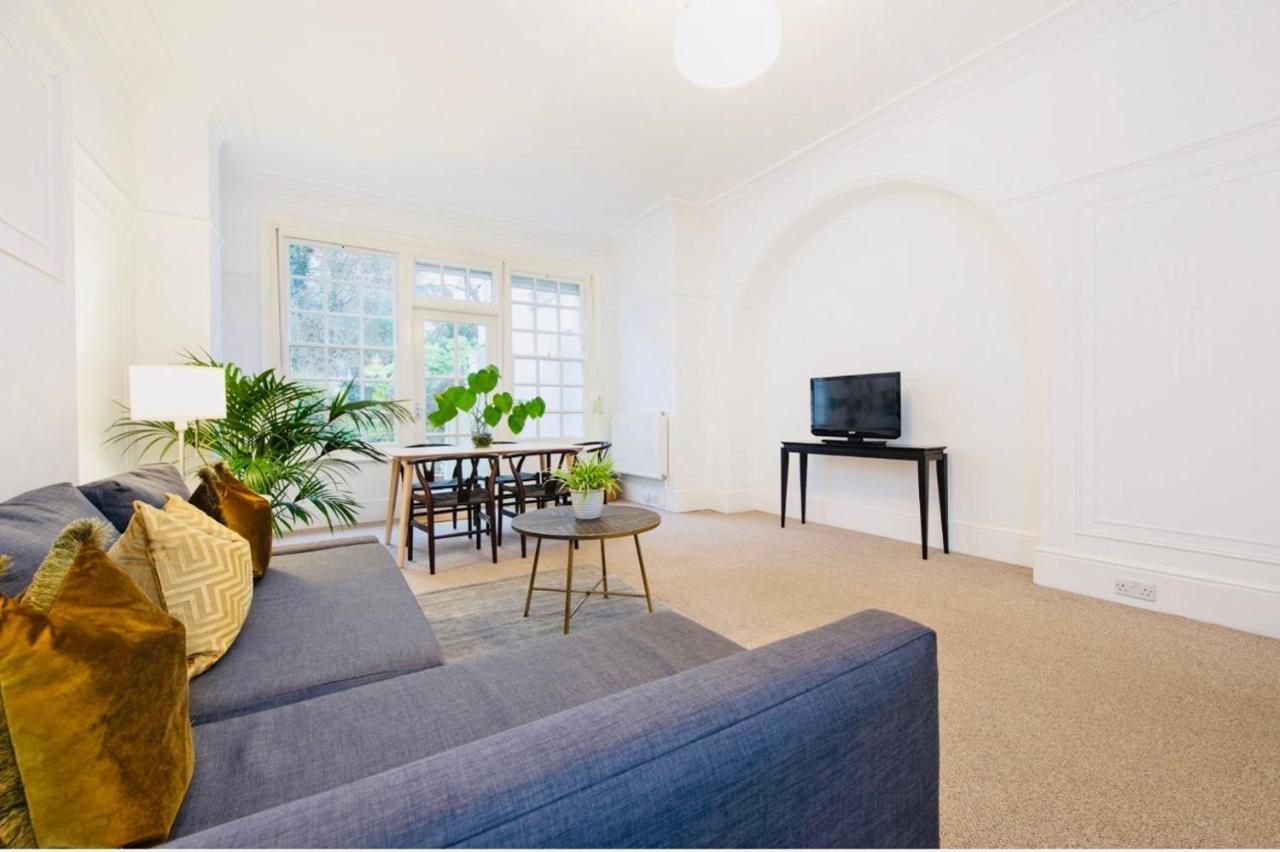 Spacious & Charming Garden Flat -Zone 2- Great For Central London Access Экстерьер фото
