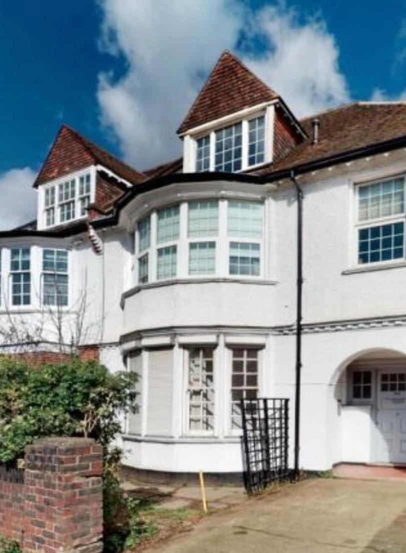 Spacious & Charming Garden Flat -Zone 2- Great For Central London Access Экстерьер фото
